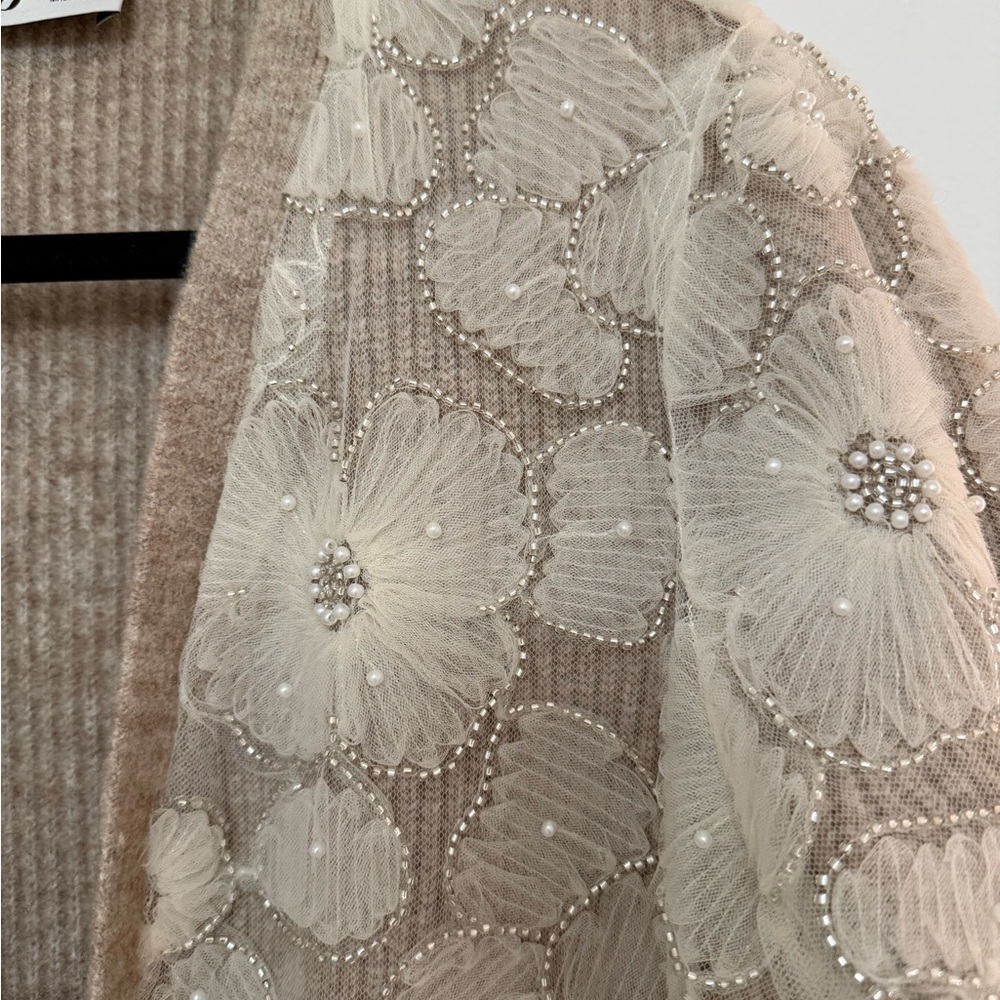 Zara Beige and Cream Floral Cardigan